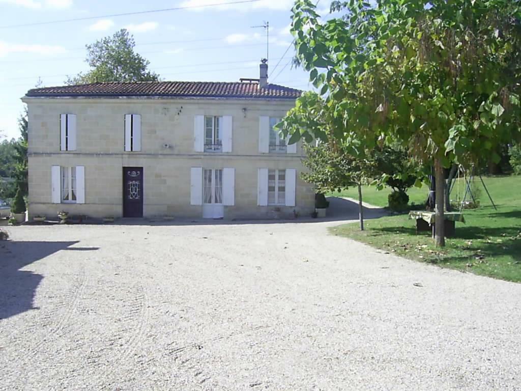 Gite Lieu Dit Gautier Civrac-de-Blaye Exterior foto